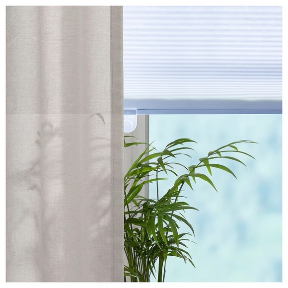New in package IKEA Hannalill 57x84 drapes - Picture 3 of 6